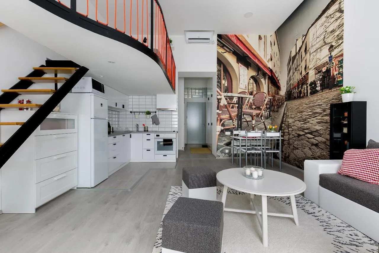 Cobblestone Quarters With A Wave Of Colour Apartment Budapest