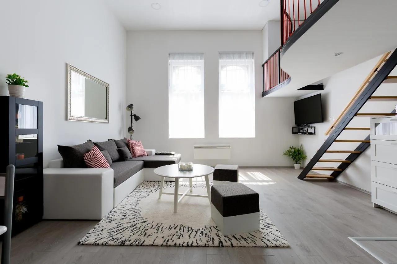 Cobblestone Quarters With A Wave Of Colour Apartment Budapest